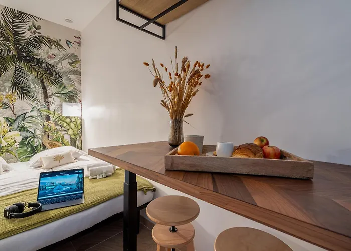 Unique - Area Apartment Paris