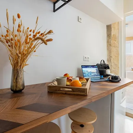 Appartement Unique - Area *